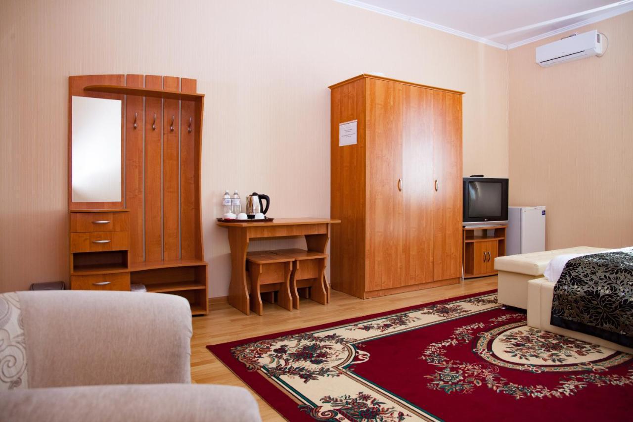 Ak Samal Hotel Караганда Екстер'єр фото