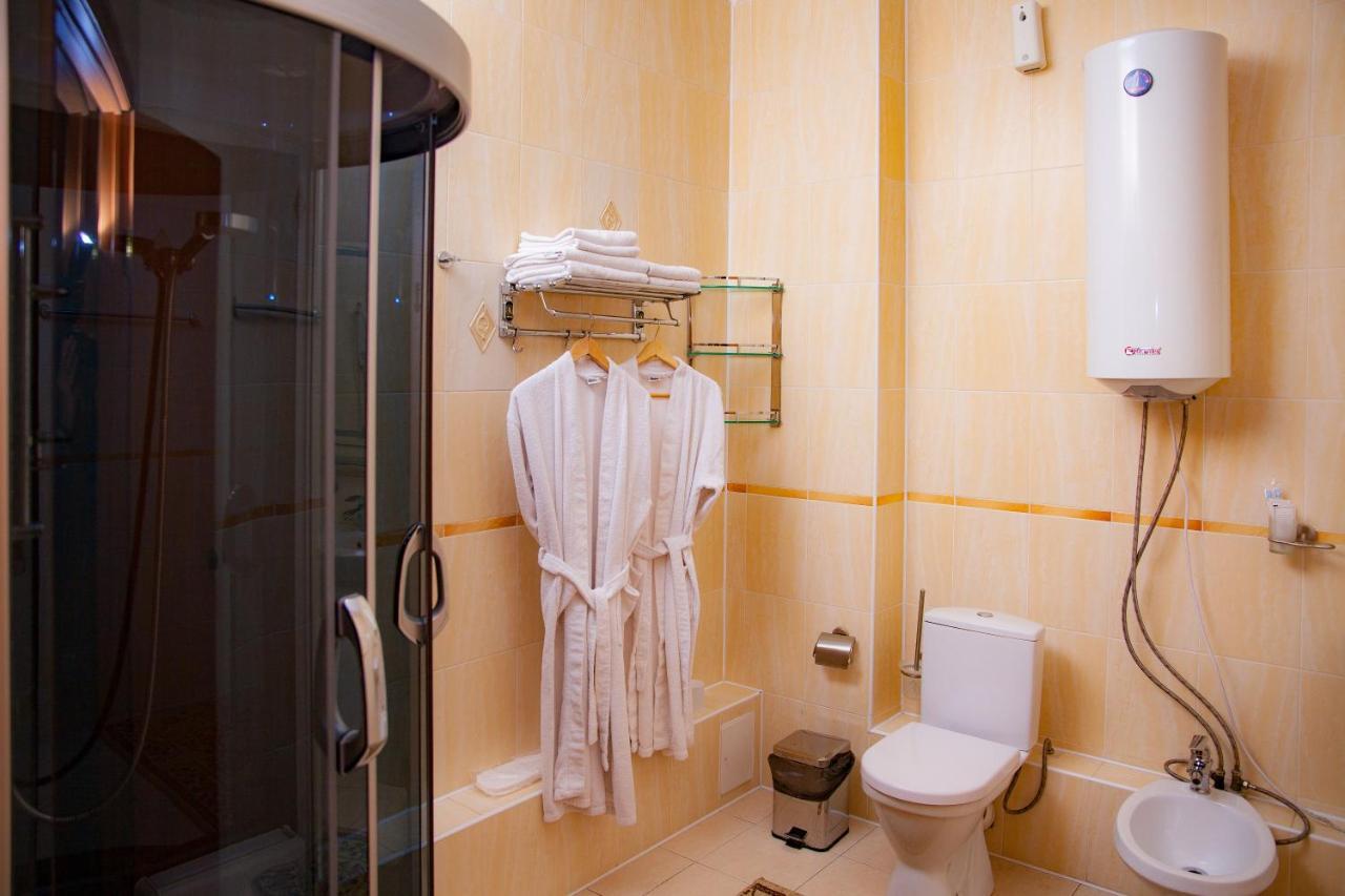 Ak Samal Hotel Караганда Екстер'єр фото