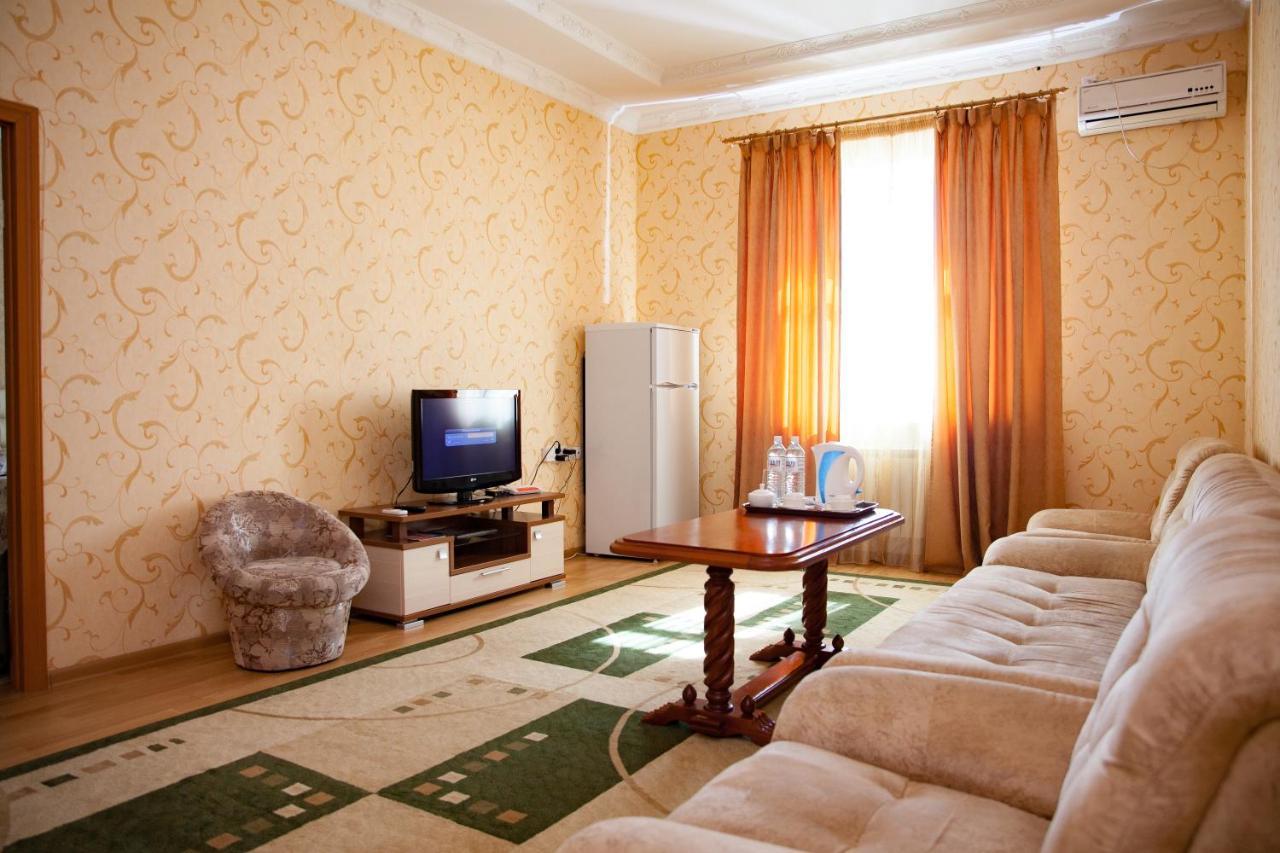 Ak Samal Hotel Караганда Екстер'єр фото