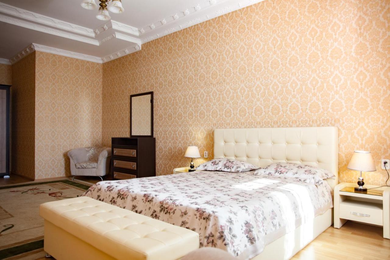 Ak Samal Hotel Караганда Екстер'єр фото